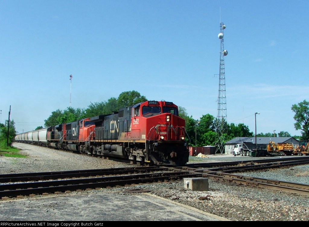 CN 2562